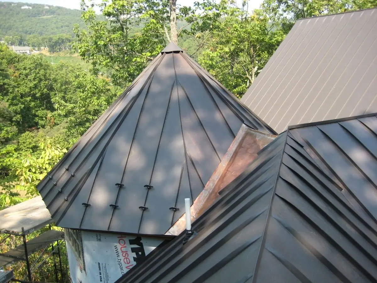 Professional Roof Tarp Installation by Craftsman Roofing in Bergen Square